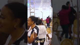 Tazama Dada Abambiwa Ukumbini Adi Aibu
