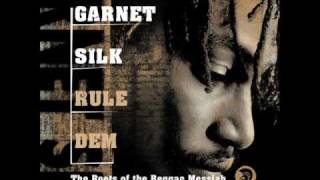 Watch Garnett Silk Mama video