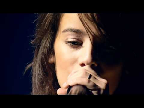 Alizée - Amelie ma dit (En Concert Remastered HD 1080p)