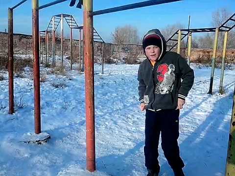 Как на турнике сделать топорик