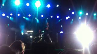 Watch Afi Beautiful Theives video