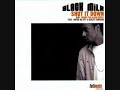 Black Milk - Sound The Alarm (Remix) Ft. Guilty Simpson & Royce Da 5'9"