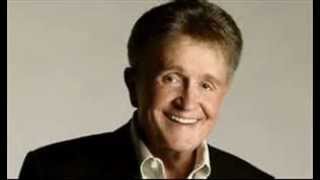 Watch Bill Anderson 500 Miles Away From Home video