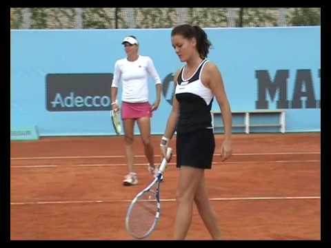 マリア キリレンコ ＆ Agnieszka ラドワンスカ Madrid 2010 match