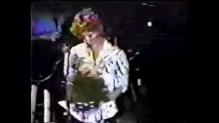 Watch Bette Midler Superstar video