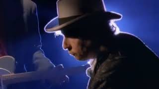 Watch Bob Dylan Not Dark Yet video