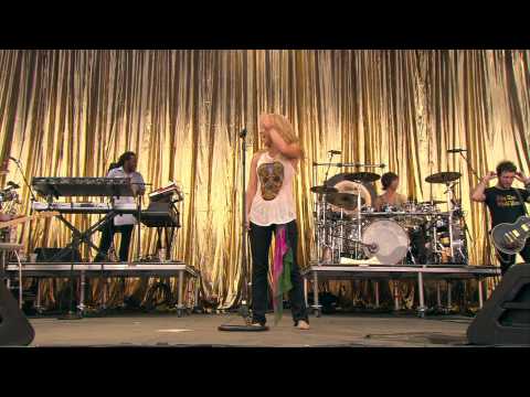 1080p Shakira - Waka Waka (The Official 2010 FIFA World Cup...