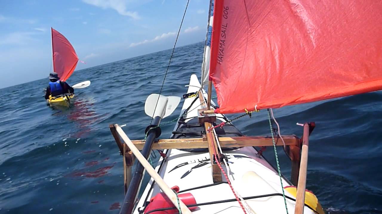 HAYAMA KAYAK SAIL カヤックセイルの登り up wind - YouTube