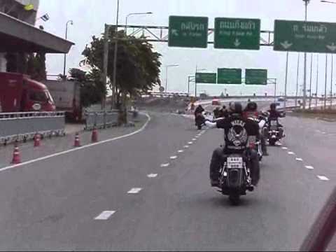 ฮาเล่ย์เดวิดสัน UNLIMITED RIDER AND SUNDAY RIDER GO TO CHONBURI.wmv thumb