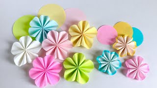 フリルのペーパーフラワー/Frilled paper flower