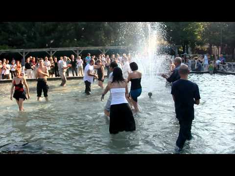 La Chacarera version aquatique - Tangopostale - Toulouse - 10 juillet 2011