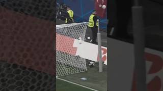 5m_uedLWUQc Video Image