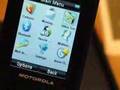 Foto pequena Hands-on the Motorola RAZR2 V8