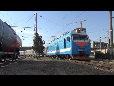 ЭП1М-638 с поездом №142 Екатеринбург — Симферополь