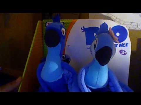 RIO TOY REVIEW :blu and jewel plush toy - YouTube
