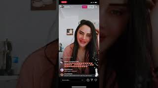 Naz Mila Canlı Yayında Şov Yapıyor Si̇li̇nmeden İzle