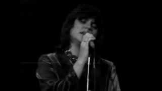 Watch Linda Ronstadt Hey Mister Thats Me Up On The Jukebox video