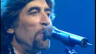 Watch Joaquin Sabina Nos Sobran Los Motivos video
