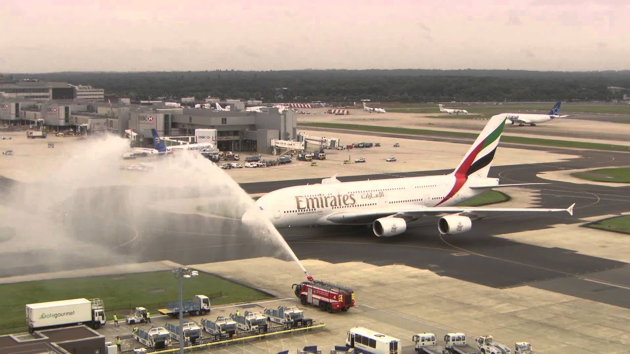 Emirates fly the Airbus A380 into Gatwick - YouTube