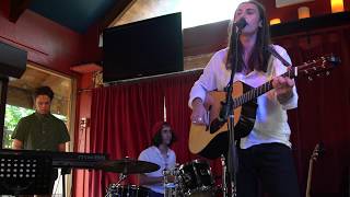 Anthony Arya - Sarah (Live at Michael's on Main)