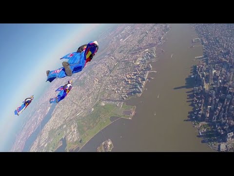 Wingsuit Flying Over New York City FULL POV Wingsuit Flying Over New York City FULL POV klip izle