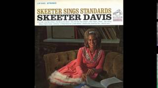 Watch Skeeter Davis Fly Me To The Moon in Other Words video