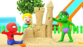 SUPERHERO BABIES MAKE A GIANT SAND CASTLE ❤ Spiderman, Hulk & Frozen Play Doh Cartoons For Kids