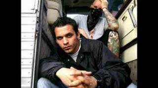 Watch Atmosphere The Keys To Life Vs 15 Minutes Of Fame video