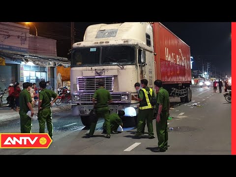 Xe container va chạm với xe đạp điện, 2 mẹ con thiệt mạng tại chỗ ở Bình Dương | ANTV