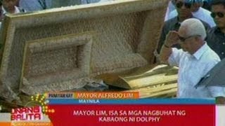 UB: Manila Mayor Alfredo Lim, isa sa mga nagbuhat ng kabaong ni Dolphy