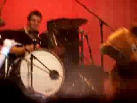 dancing bear free streaming
