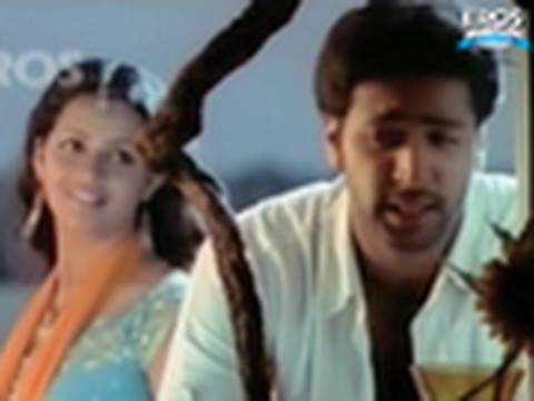 Dhol Bhaje song - Deepavali