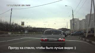 Видео Авария на ул.Изюмская/Новобутовский проезд (Москва) (15.04.2014) от Joe Bold, Изюмская улица, Москва, Россия