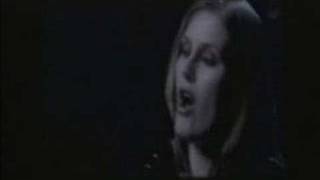 Watch Alison Moyet More video