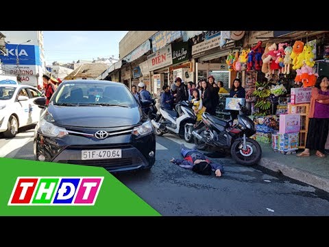 Kinh hoàng Phụ nữ bị kẻ cướp lái xe ô tô kéo lê trên đường | THDT