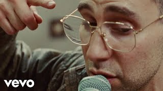 Watch Bleachers Modern Girl video