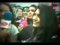 Justin en Ecuador La Flaca y Michela desde los exteriores del Estadio Olimpico Atahualpa