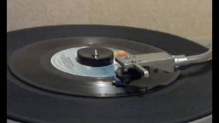 Watch Gene Watson This Torch That I Carry For You video