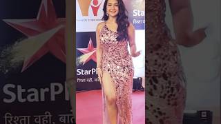 Bollywood Bombshell Roshni Walia Thunder Milky Thighs
