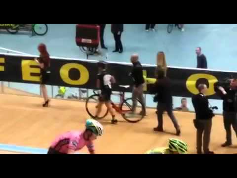 19/12/2015 - Velodromo di Montichiari
Vittoria di Andrea D'Amato nella gara scratch