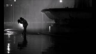 Watch Bob Dylan Moonlight video