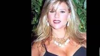 Watch Samantha Fox Walking On Air video