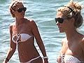 Ilary Blasi al mare con Cristian e Chanel
