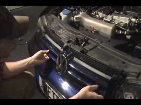 Снятие и замена бампера VW Golf 4 (Гольф 4) видео!