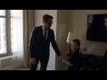 'Iron Man' regala brazo biónico a niño con discapacidad