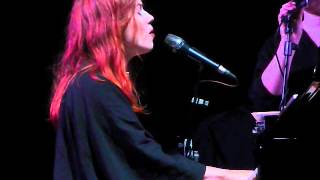 Watch Soapskin Cradlesong video