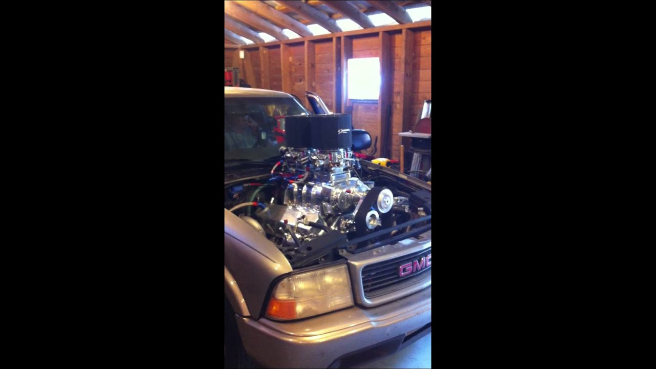 Chevy S10 Big Block V8 crank - YouTube