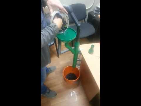 Как самому почистить фотоаппарат от мусора