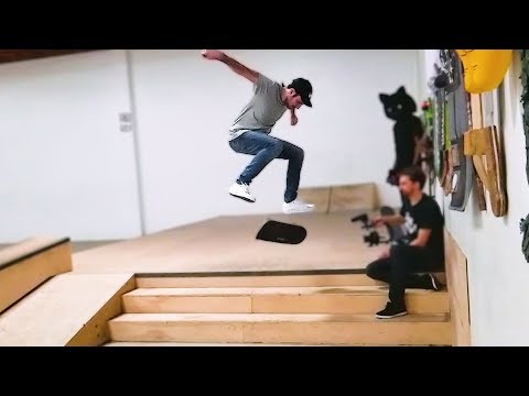 LANCE BATTLES THE 3 STAIR KICKFLIP!!!