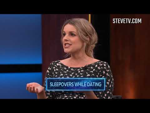 When Should You Sleep Over With The Person You're Dating?